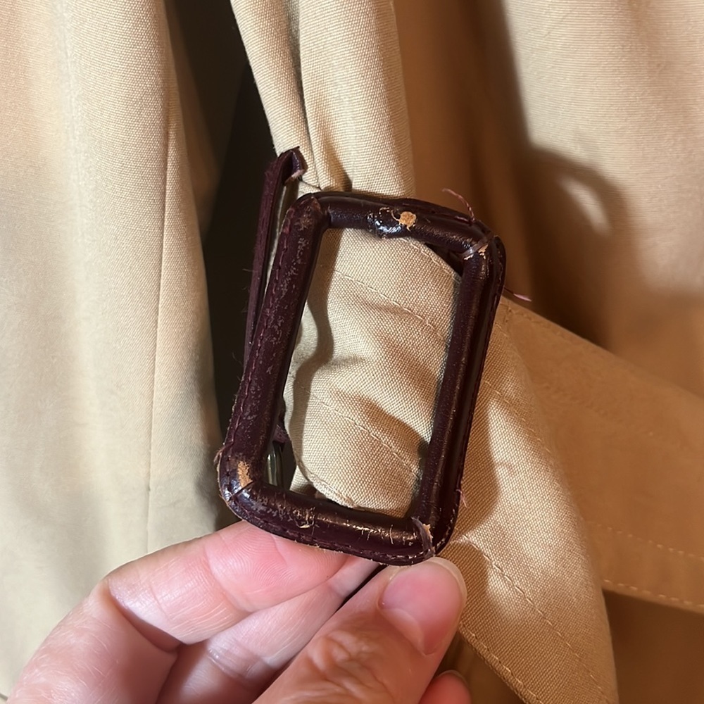 Vintage Etienne Aigner Trench Coat - Picture 4 of 12